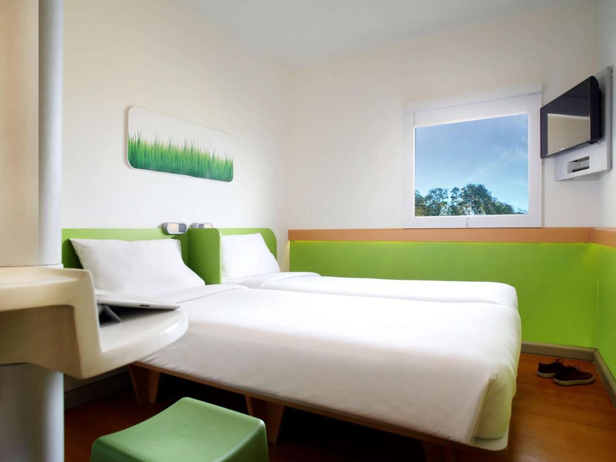 Cordia Hotel Surabaya Airport - Hotel Dalam Bandara - Formerly Ibis Budget Surabaya Airport Sidoarjo Eksteriør billede