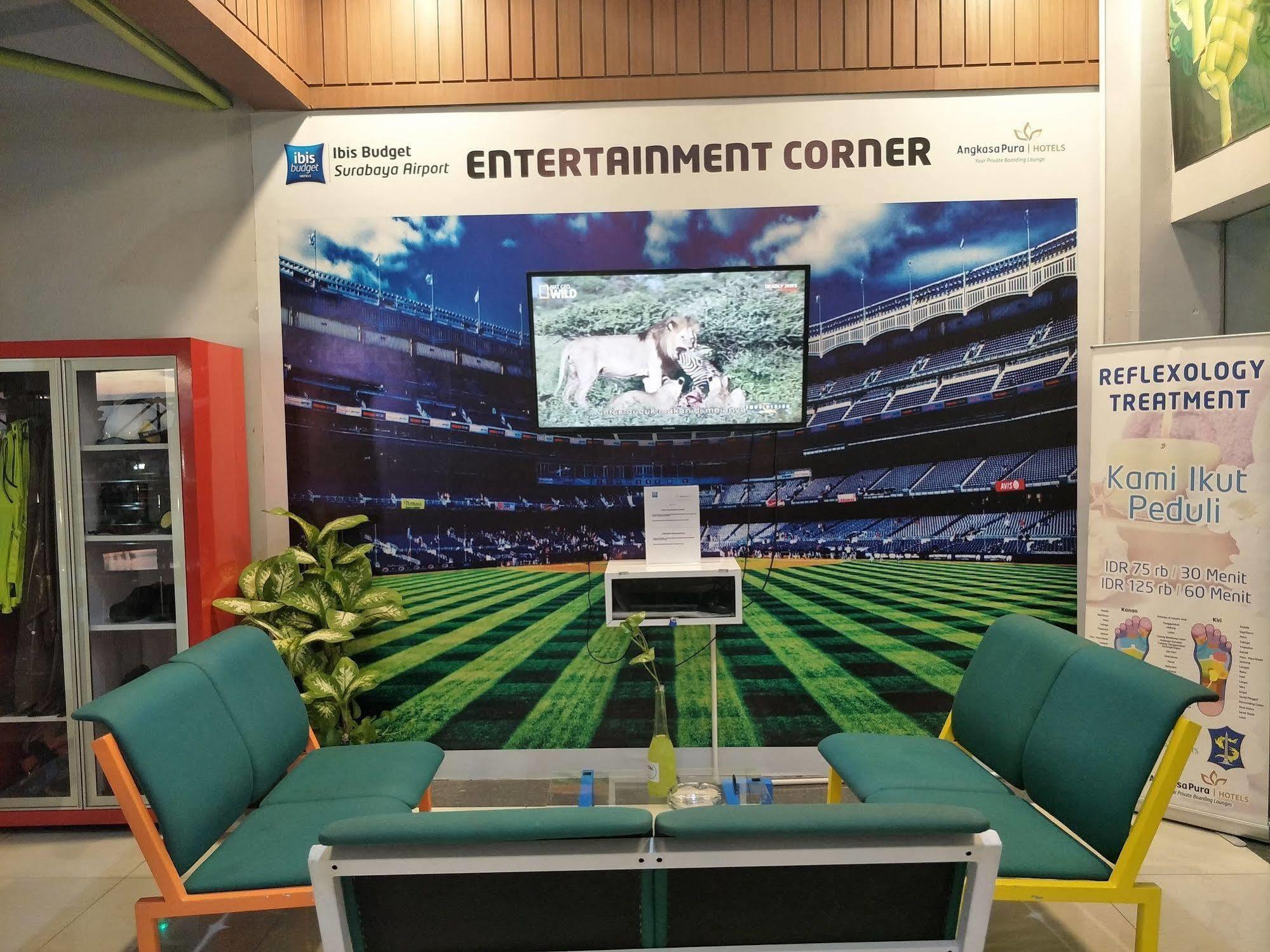 Cordia Hotel Surabaya Airport - Hotel Dalam Bandara - Formerly Ibis Budget Surabaya Airport Sidoarjo Eksteriør billede